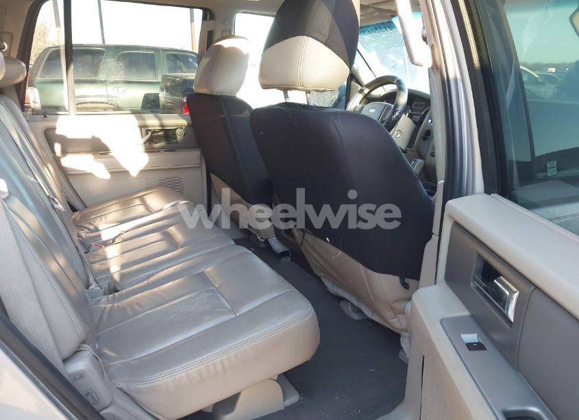 Photo 8 of 2010 Ford Expedition XLT (VIN 1FMJU1F53AEA99379)