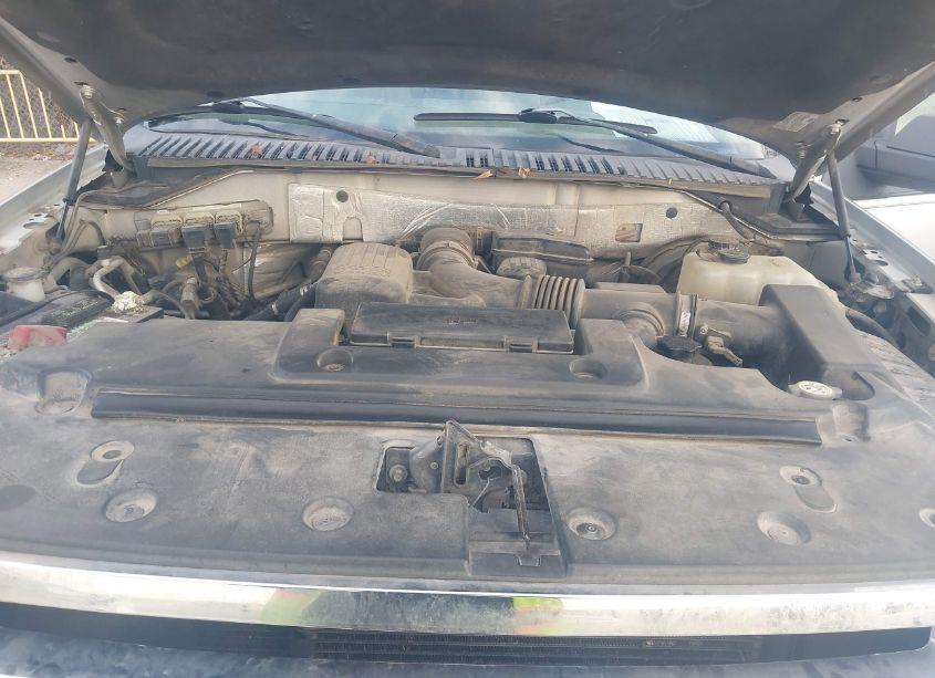 Photo 10 of 2010 Ford Expedition XLT (VIN 1FMJU1F53AEB63369)