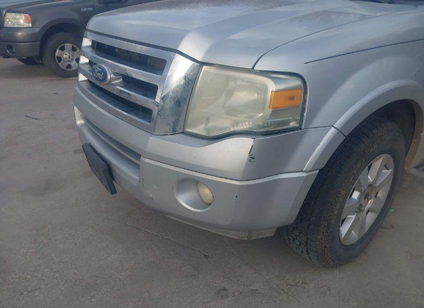 Photo 6 of 2010 Ford Expedition XLT (VIN 1FMJU1F53AEB63369)