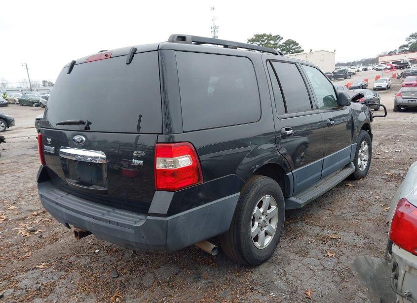 Photo 4 of 2014 Ford Expedition XL (VIN 1FMJU1F55EEF43223)