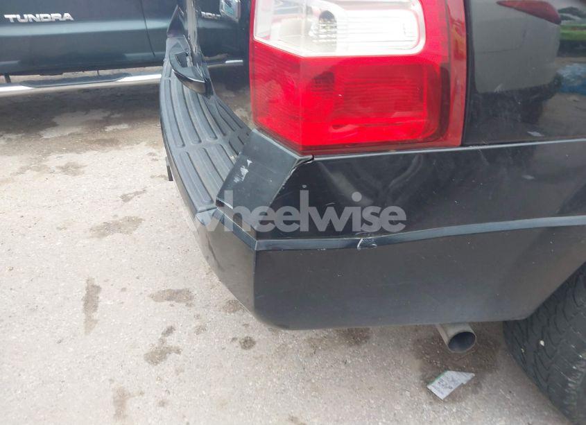 Photo 13 of 2010 Ford Expedition XLT (VIN 1FMJU1F56AEA93639)