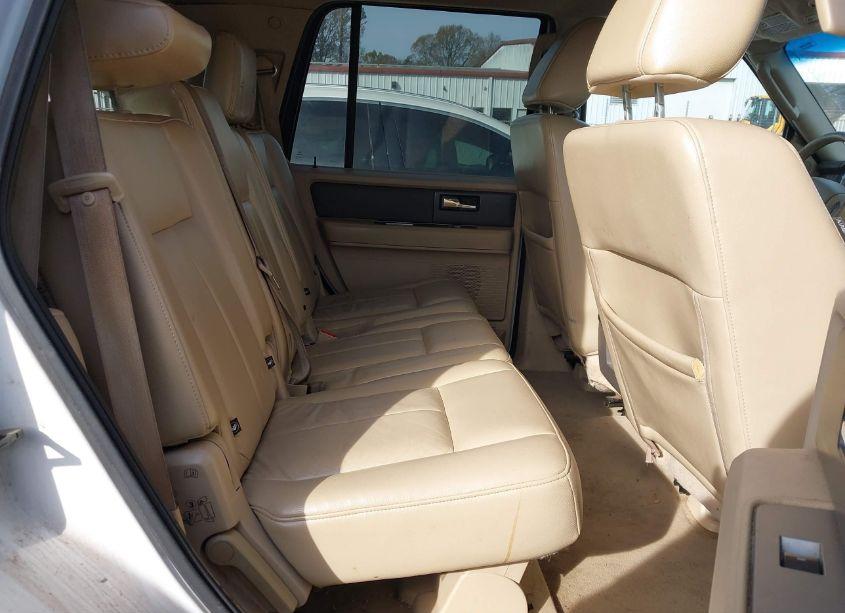 Photo 8 of 2010 Ford Expedition XLT (VIN 1FMJU1F57AEA88482)