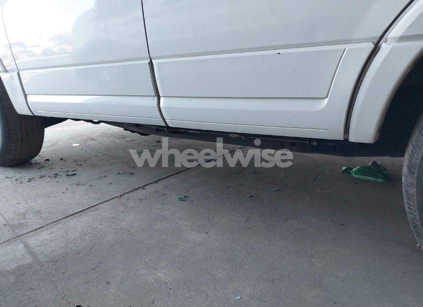 Photo 15 of 2010 Ford Expedition XLT (VIN 1FMJU1F58AEB72682)