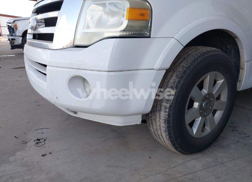 Photo 16 of 2010 Ford Expedition XLT (VIN 1FMJU1F58AEB72682)