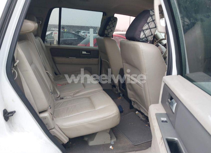 Photo 8 of 2010 Ford Expedition XLT (VIN 1FMJU1F58AEB72682)