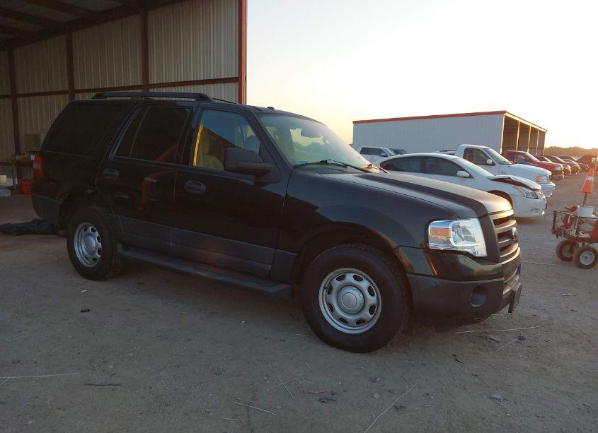2013 Ford Expedition XL (VIN 1FMJU1F58DEF30786) main photo