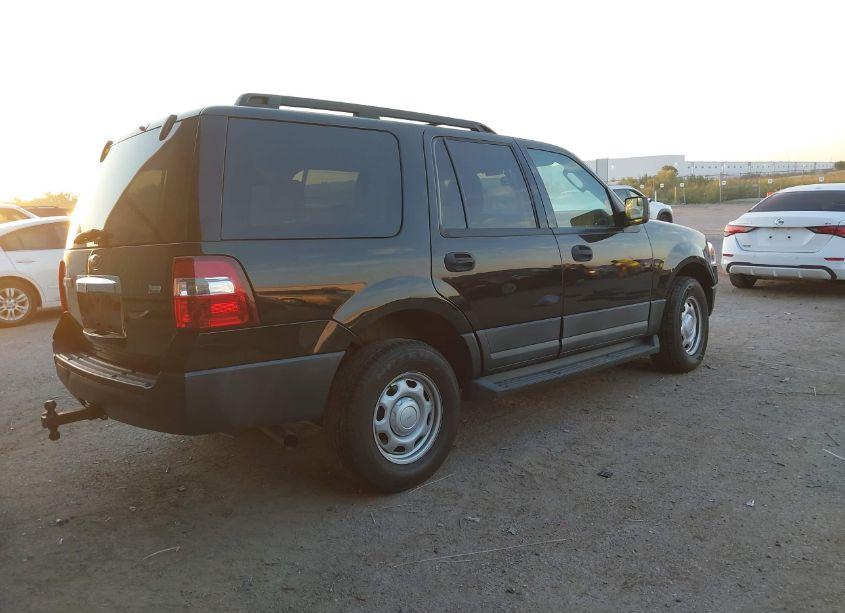Photo 4 of 2013 Ford Expedition XL (VIN 1FMJU1F58DEF30786)