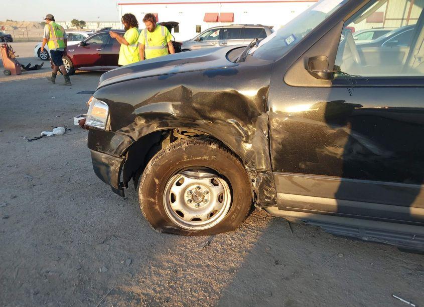 Photo 6 of 2013 Ford Expedition XL (VIN 1FMJU1F58DEF30786)