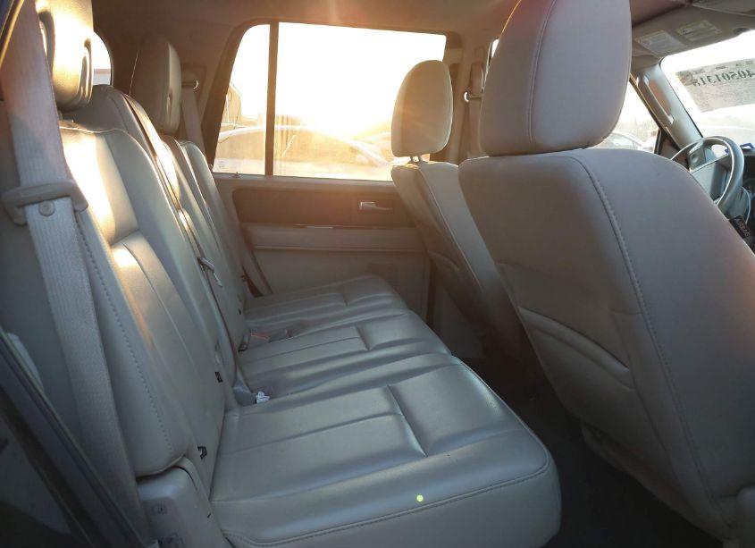Photo 8 of 2013 Ford Expedition XL (VIN 1FMJU1F58DEF30786)