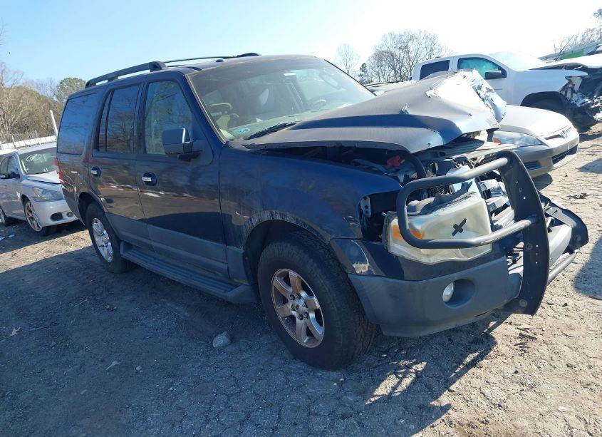 2014 Ford Expedition XL (VIN 1FMJU1F58EEF10944) main photo