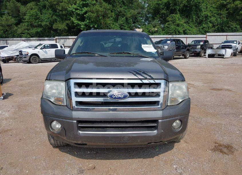 Photo 6 of 2010 Ford Expedition XLT (VIN 1FMJU1F5XAEB67077)