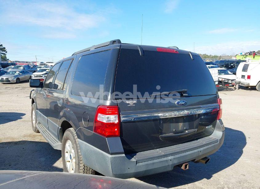 Photo 3 of 2015 Ford Expedition XL (VIN 1FMJU1FTXFEF10203)