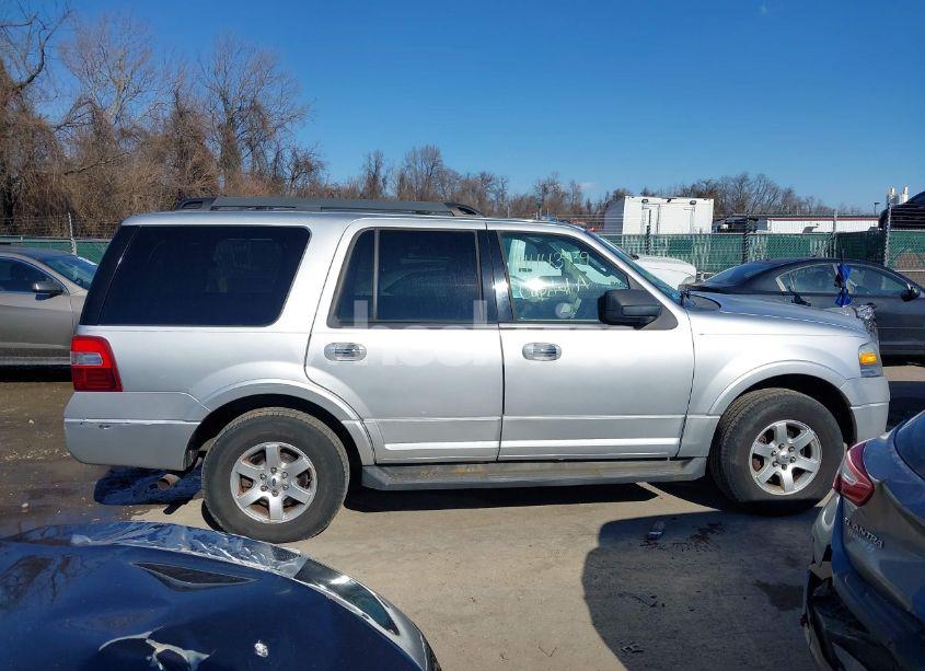 Photo 13 of 2010 Ford Expedition XLT (VIN 1FMJU1G50AEB70018)