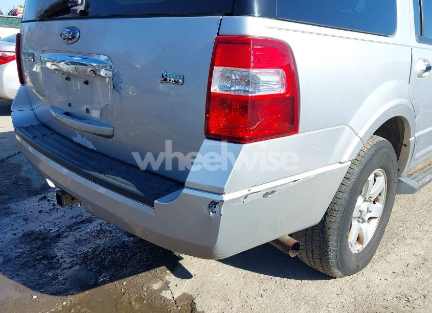 Photo 18 of 2010 Ford Expedition XLT (VIN 1FMJU1G50AEB70018)