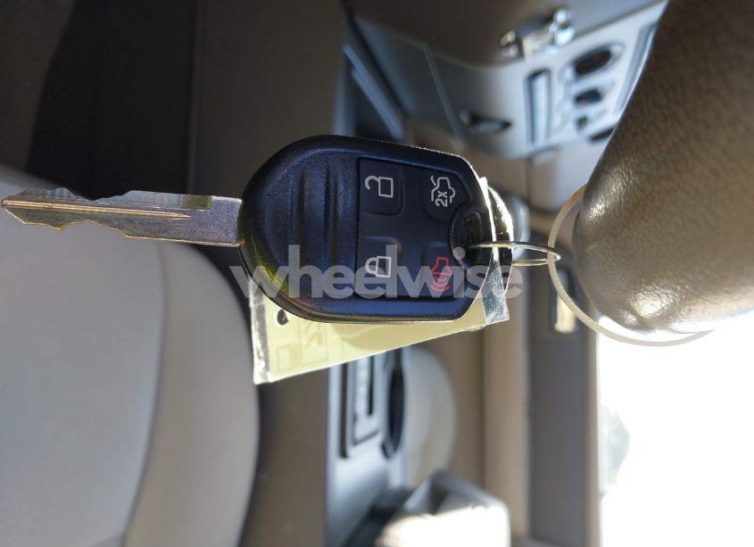 Photo 11 of 2012 Ford Expedition XL (VIN 1FMJU1G50CEF17012)