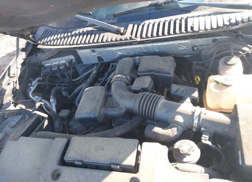 Photo 10 of 2014 Ford Expedition XL (VIN 1FMJU1G51EEF10945)