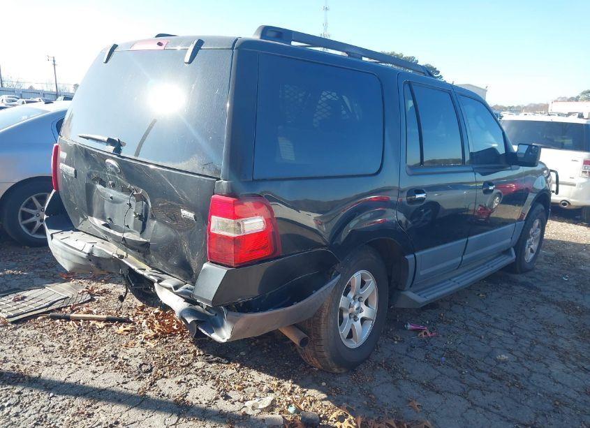 Photo 4 of 2014 Ford Expedition XL (VIN 1FMJU1G51EEF10945)