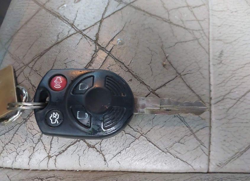 Photo 11 of 2010 Ford Expedition XLT (VIN 1FMJU1G53AEA81379)