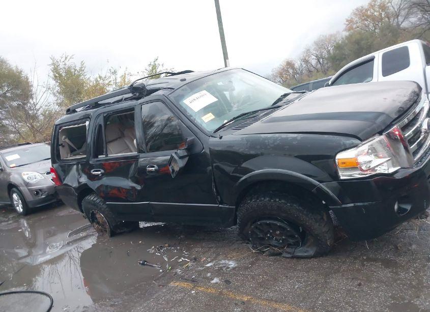 Photo 6 of 2010 Ford Expedition XLT (VIN 1FMJU1G53AEA81379)