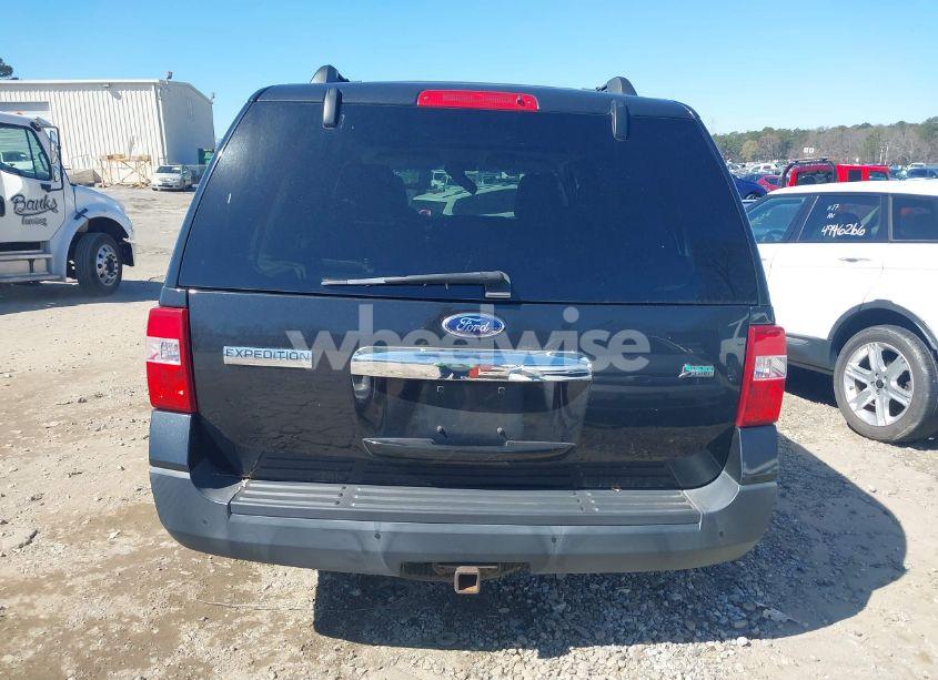 Photo 16 of 2014 Ford Expedition XL (VIN 1FMJU1G53EEF10946)