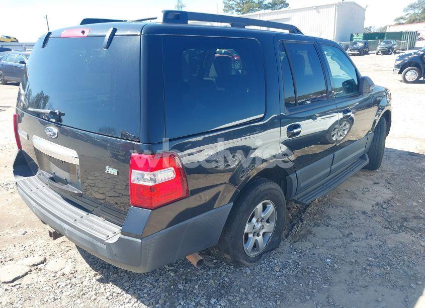Photo 4 of 2014 Ford Expedition XL (VIN 1FMJU1G53EEF10946)