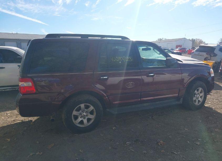 Photo 14 of 2010 Ford Expedition XLT (VIN 1FMJU1G54AEA15973)