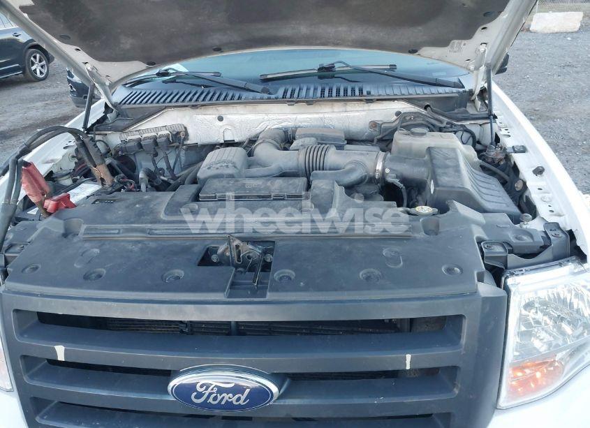Photo 10 of 2014 Ford Expedition XL (VIN 1FMJU1G54EEF12365)