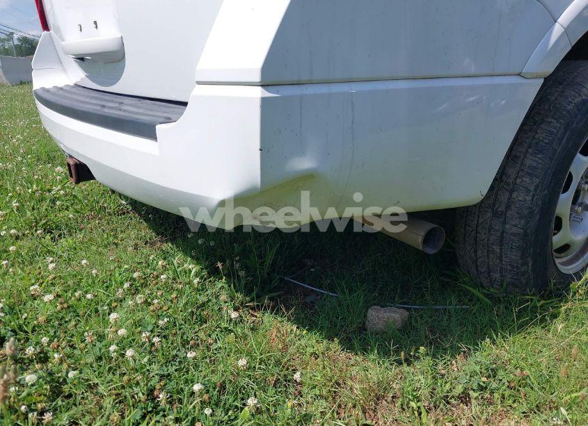 Photo 6 of 2010 Ford Expedition XLT (VIN 1FMJU1G55AEB56079)