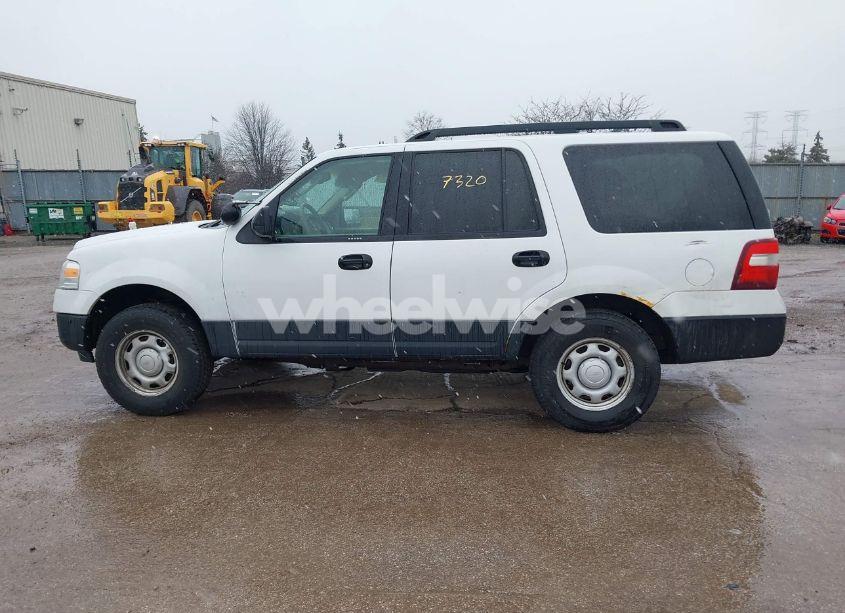 Photo 15 of 2013 Ford Expedition XL (VIN 1FMJU1G58DEF35226)