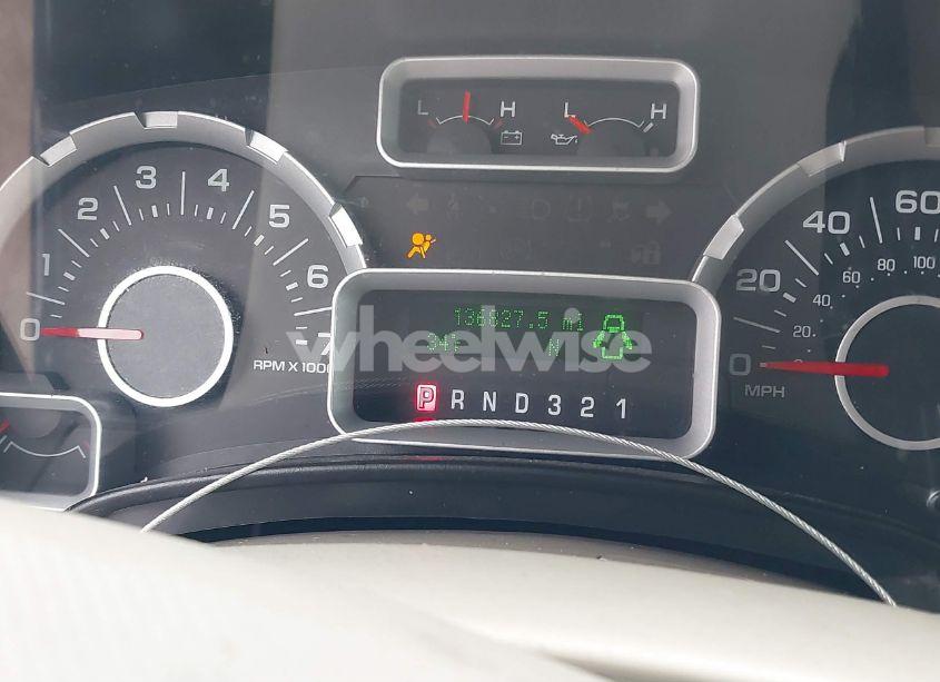 Photo 16 of 2013 Ford Expedition XL (VIN 1FMJU1G58DEF35226)