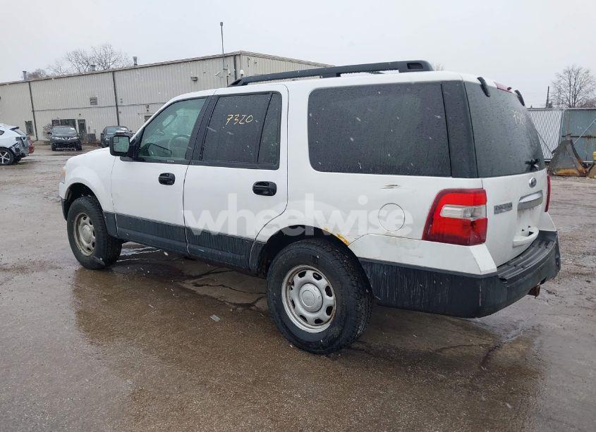 Photo 3 of 2013 Ford Expedition XL (VIN 1FMJU1G58DEF35226)