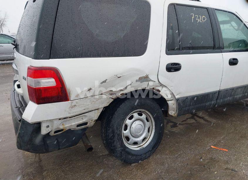 Photo 6 of 2013 Ford Expedition XL (VIN 1FMJU1G58DEF35226)