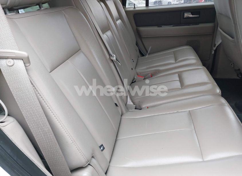 Photo 8 of 2013 Ford Expedition XL (VIN 1FMJU1G58DEF35226)