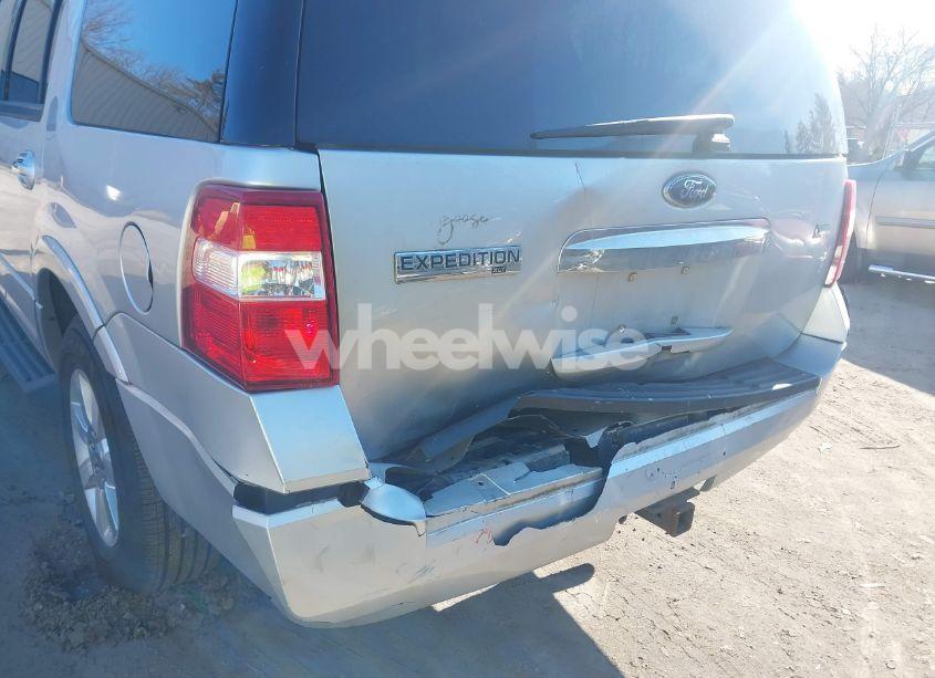 Photo 6 of 2010 Ford Expedition XLT (VIN 1FMJU1G59AEB57882)