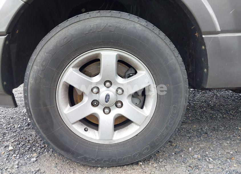 Photo 12 of 2010 Ford Expedition XLT (VIN 1FMJU1G59AEB59065)