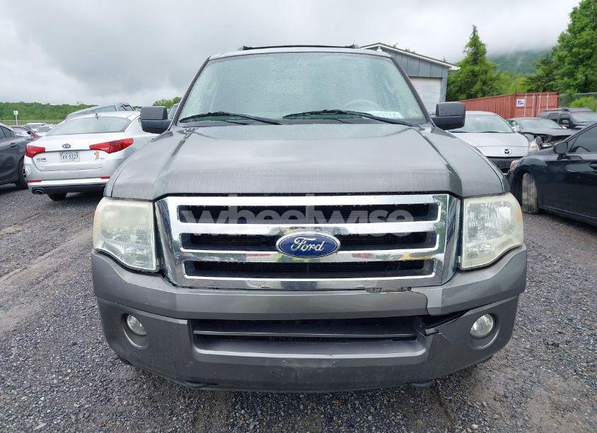 Photo 13 of 2010 Ford Expedition XLT (VIN 1FMJU1G59AEB59065)