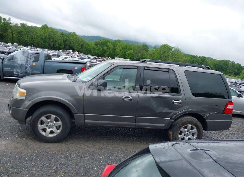 Photo 15 of 2010 Ford Expedition XLT (VIN 1FMJU1G59AEB59065)