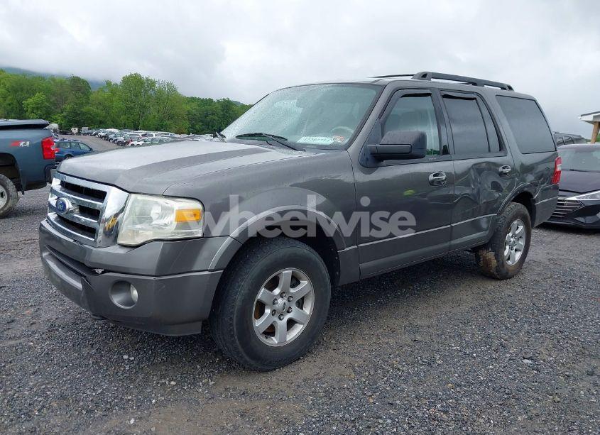 Photo 6 of 2010 Ford Expedition XLT (VIN 1FMJU1G59AEB59065)
