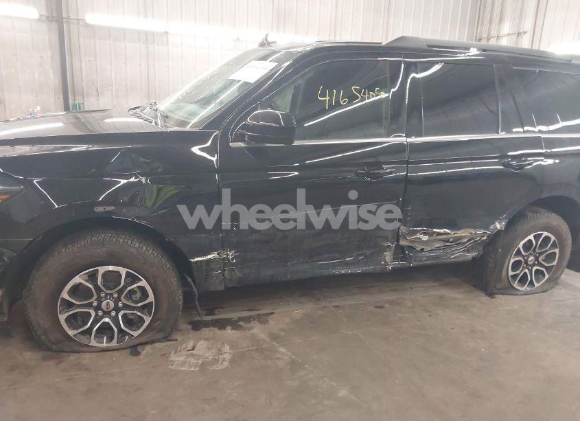 Photo 6 of 2024 Ford Expedition XL (VIN 1FMJU1G85REA47868)