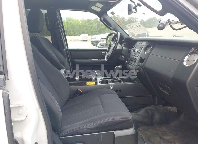 Photo 5 of 2015 Ford Expedition XL (VIN 1FMJU1GT0FEF42186)