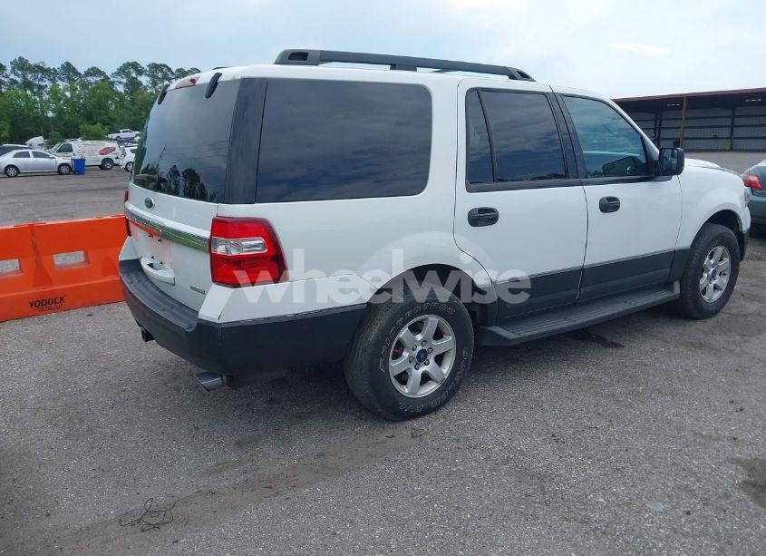 Photo 4 of 2016 Ford Expedition XL (VIN 1FMJU1GT0GEF15460)