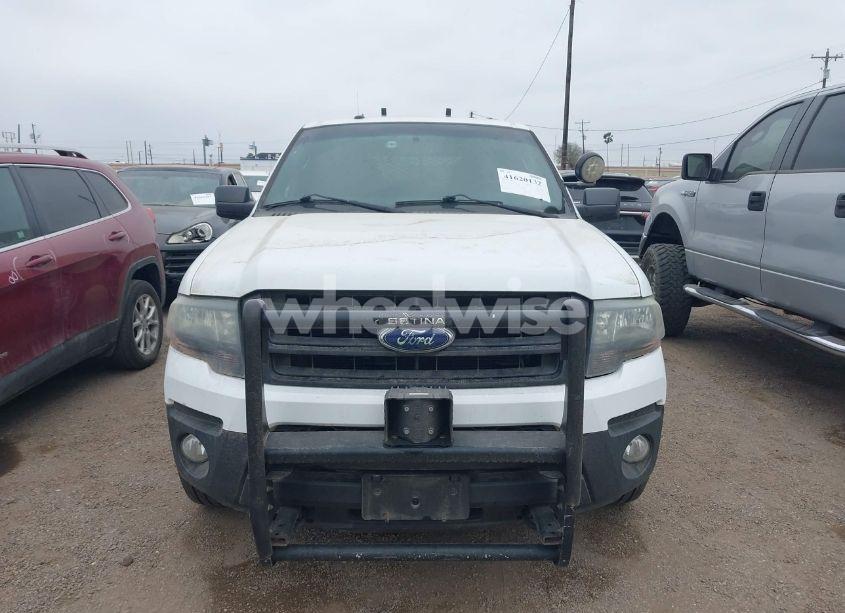 Photo 12 of 2015 Ford Expedition XL (VIN 1FMJU1GT2FEF19329)