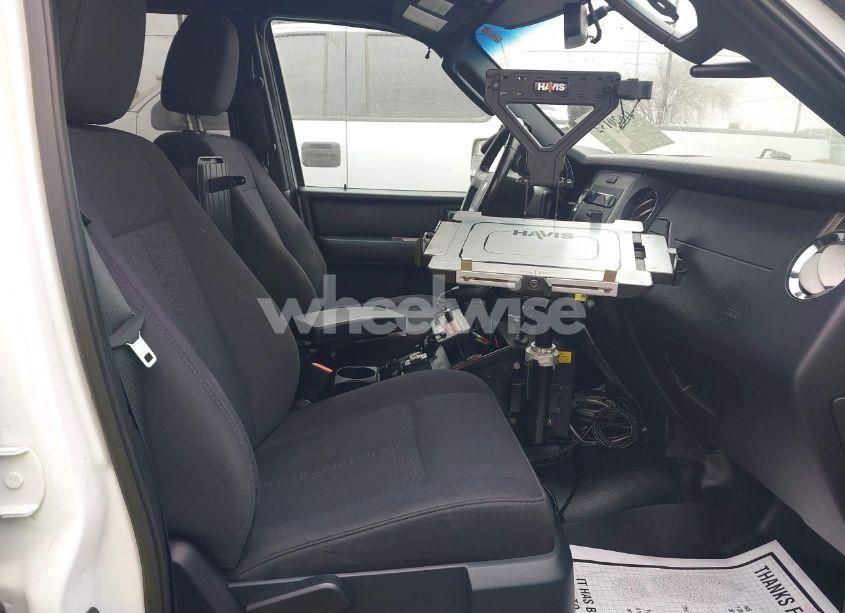 Photo 5 of 2015 Ford Expedition XL (VIN 1FMJU1GT2FEF19329)