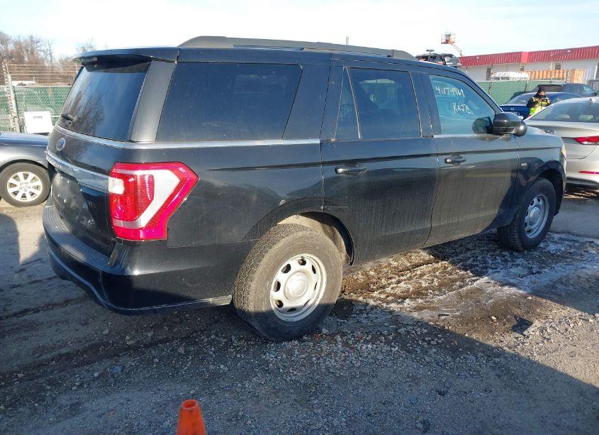 Photo 4 of 2018 Ford Expedition XL (VIN 1FMJU1GT5JEA47913)