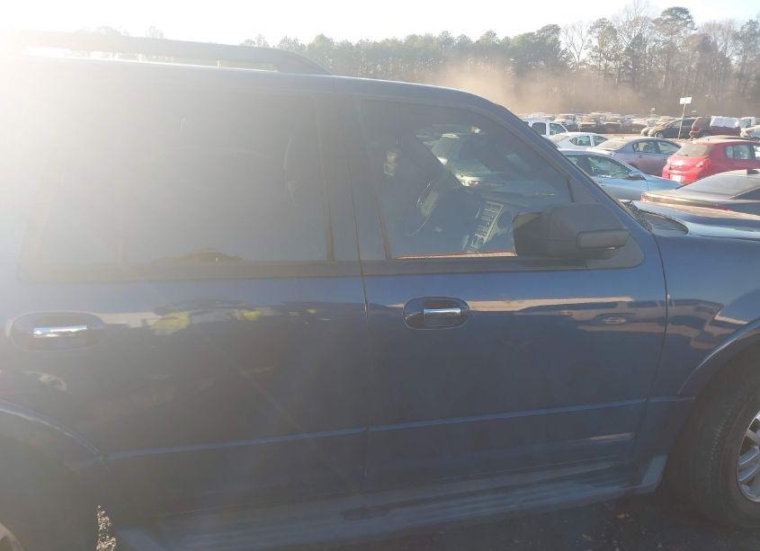 Photo 13 of 2011 Ford Expedition XLT (VIN 1FMJU1H50BEF54347)