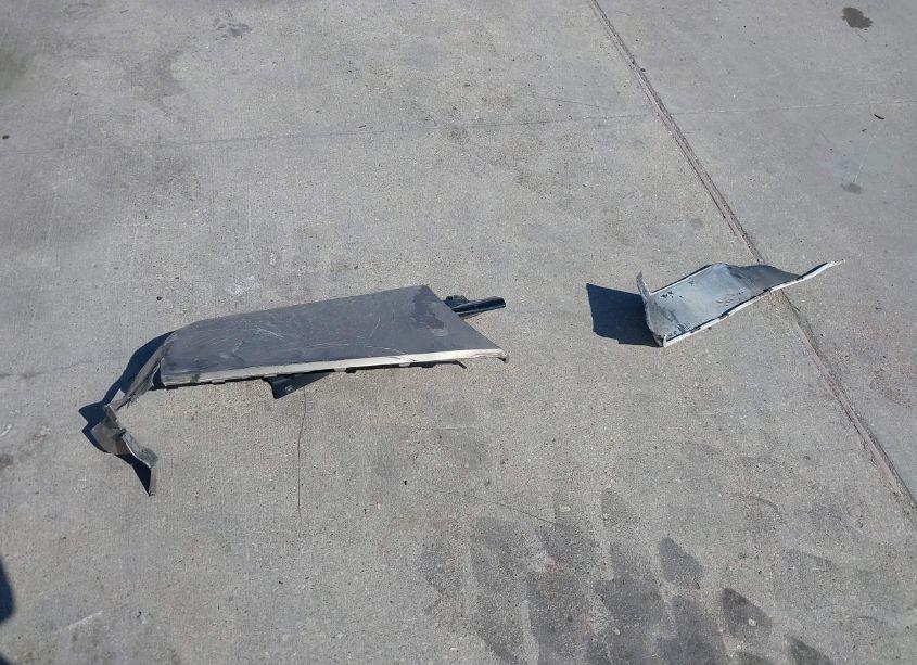 Photo 12 of 2013 Ford Expedition XLT (VIN 1FMJU1H50DEF66548)