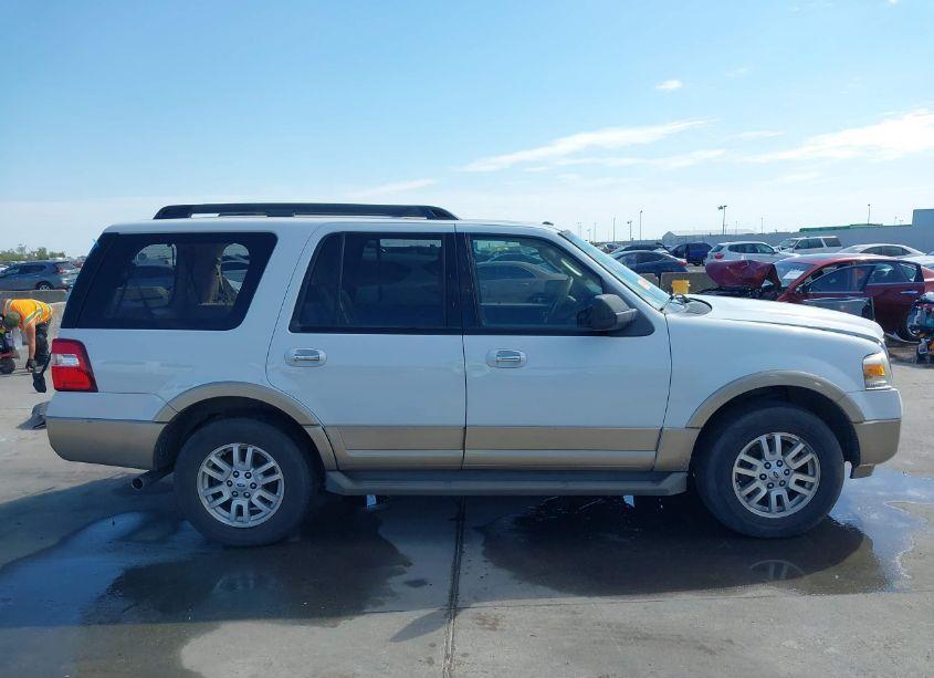 Photo 14 of 2013 Ford Expedition XLT (VIN 1FMJU1H50DEF66548)