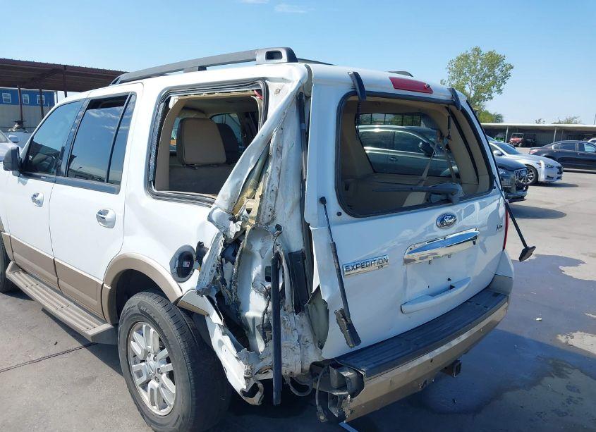 Photo 6 of 2013 Ford Expedition XLT (VIN 1FMJU1H50DEF66548)