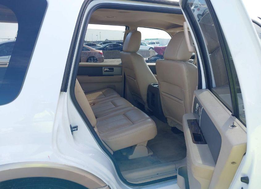 Photo 8 of 2013 Ford Expedition XLT (VIN 1FMJU1H50DEF66548)