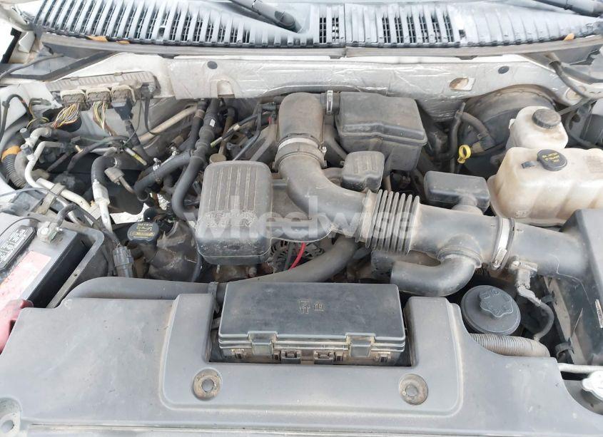 Photo 10 of 2014 Ford Expedition XLT (VIN 1FMJU1H50EEF00938)